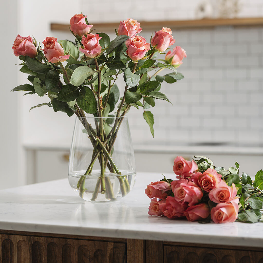 Plantagenin ruusut – viljelijältä myymälään